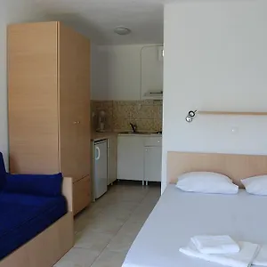  Apartament Posidi Studios